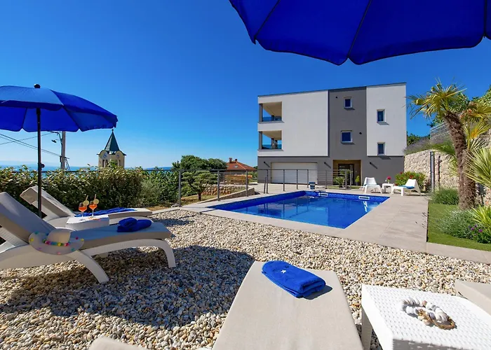 Villa Infinity